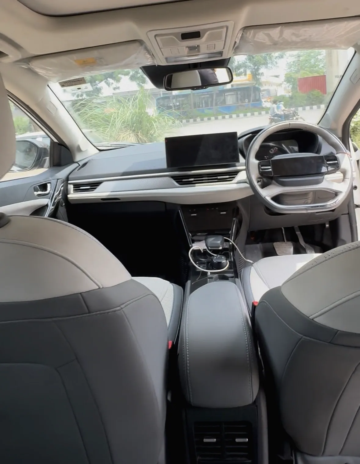 Tata Curvv Emp A 2024 — photo 4 of 6