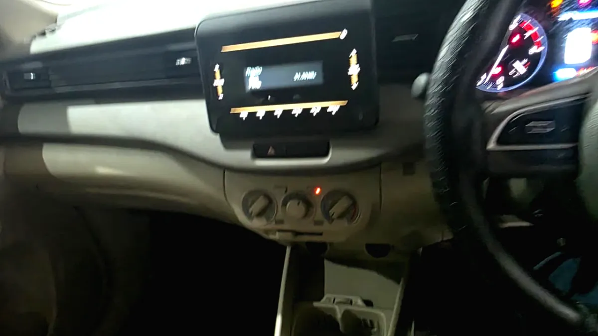 Ertiga Smart Vxi O 2024 — photo 4 of 4