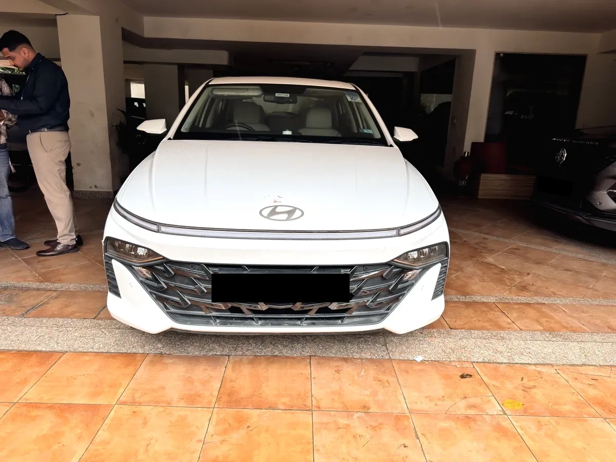 Hyundai Motor on rent in India