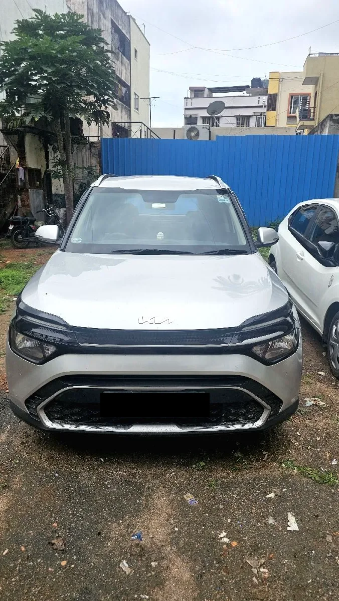 Kia Carens self-drive in Bangalore