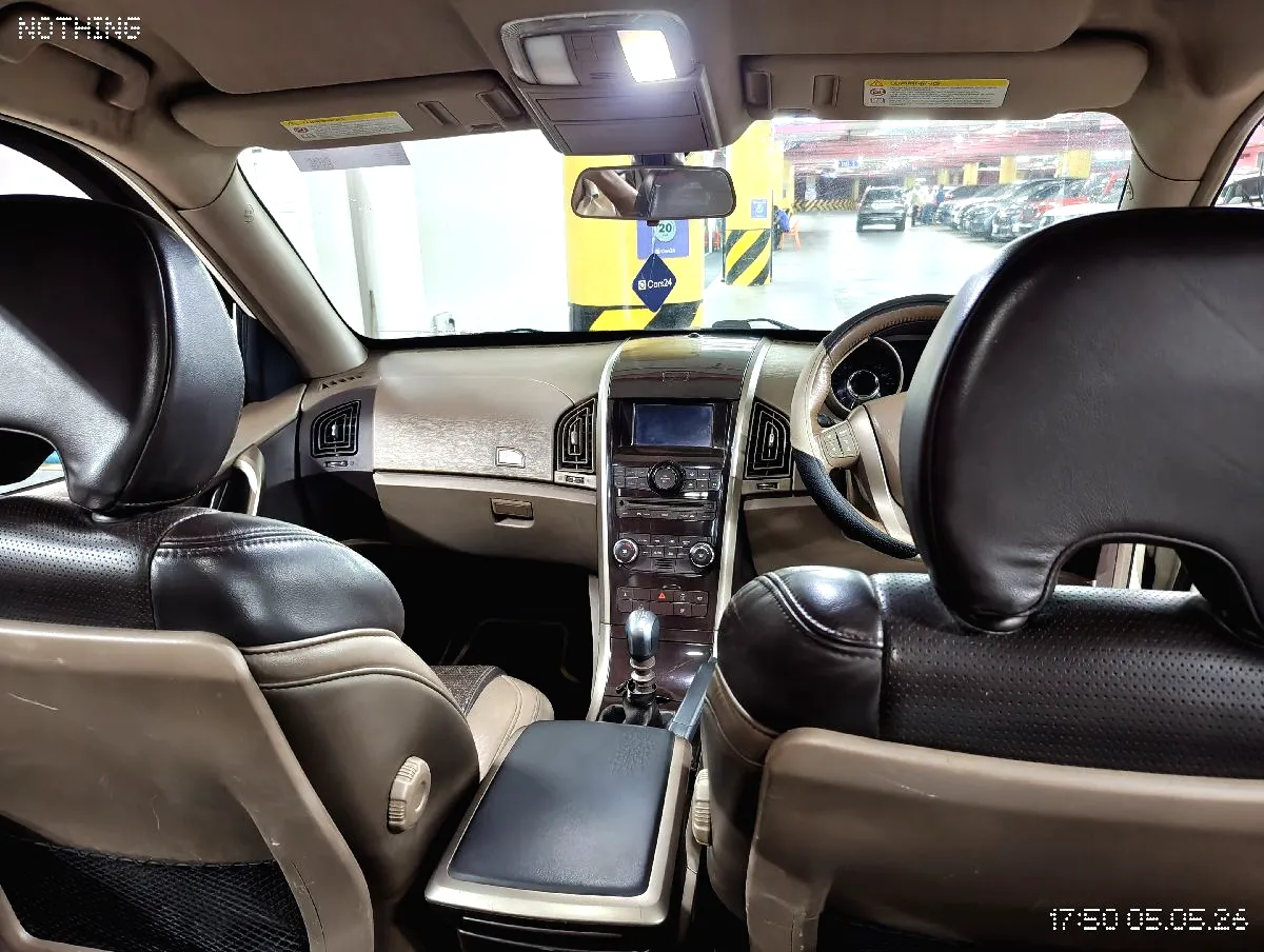 Mahindra Xuv 500 FWD W8 2026 — photo 4 of 4